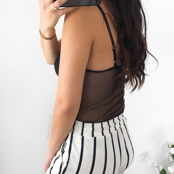 ❤️CLEARANCE❤️ black mesh lace bodysuit - Picture 3 of 3